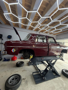 Photo de galerie - Purge frein Renault 8 & remplacement alternateur