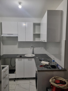Photo de galerie - Pose de meubles de cuisine