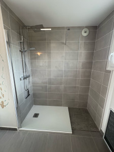 Photo de galerie - Rénovation complète salle de bain après 