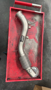 Photo de galerie - Down pipe 118d B47