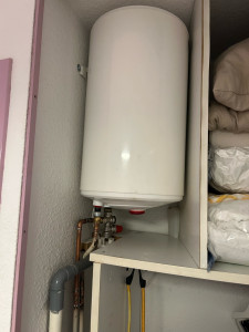 Photo de galerie - Pose d’un ballon d’eau chaude 