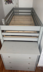 Photo de galerie - Lit enfant avec commode