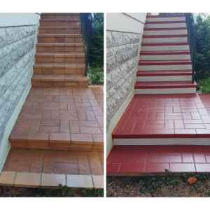 Photo de galerie - Mise au propre carrelage extérieur, la porte d’entrée