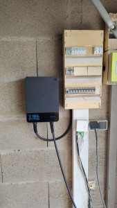Photo de galerie - Pose borne de recharge véhicule électrique 