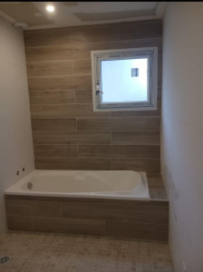 Photo de galerie - Carrelage et faïences salle de bain