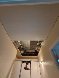 Photo de galerie - Création faut plafond pour accéder au système de ventilation.  