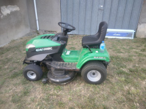 Photo de galerie - Tonte de pelouse - Débroussaillage