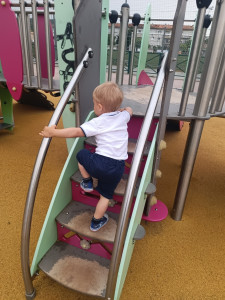 Photo de galerie - Enfants au parc