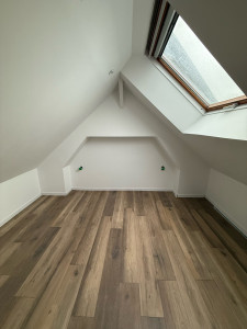 Photo de galerie - Isolation Placo enduit peinture parquet flottant avec isolation phonique 