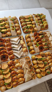 Photo de galerie - Plateaux salés et mignardises sucrées sur commande 