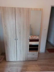 Photo de galerie - Montage Armoire 3 portes.