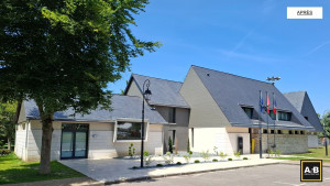 Photo de galerie - Reprise d'un batiment ancien , réhabilitation et extension pour création de nouveaux espaces 