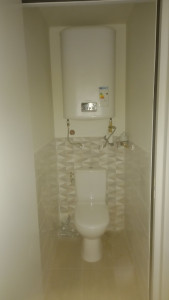 Photo de galerie - Installation en rénovation WC classique et chauffe eau 
