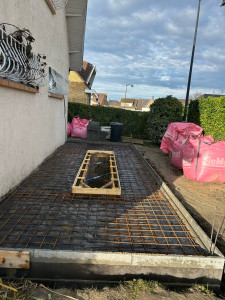 Photo de galerie - Préparation dalle d’un garage avec fosse mécanique 