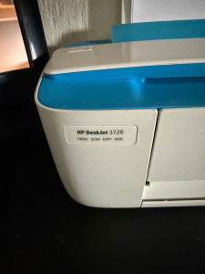 Photo de galerie - Je vais prochainement aider une cliente à configurer son imprimante. le but est qu’elle puisse imprimer des documents directement depuis son téléphone ??