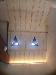 Photo de galerie - Préparation du support après l'enlèvement des fausses poutres ( en cours)