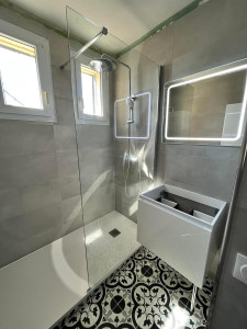 Photo de galerie - Rénovation complète de salle de bain 