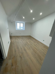 Photo de galerie - Enduit peinture et pose de sol réalisé dans ce studio 