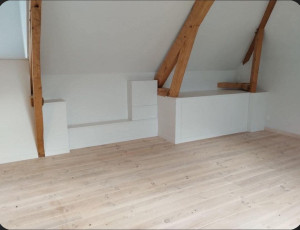 Photo de galerie - Aménagement complet d'un comble isolé et finition du sol