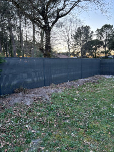 Photo de galerie - Clôture rigide avec occultants 