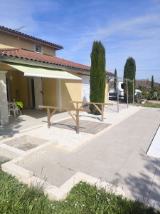 Photo de galerie - Dallage sur plot aménagement extérieur création massif 