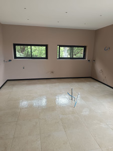 Photo de galerie - Peinture le plafond et les murs et poser le carrelage et les pleinte 