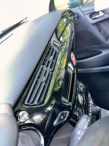 Photo de galerie - Intérieur plastique nettoyé