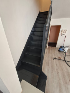 Photo de galerie - Peinture spéciale escalier 