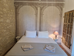 Photo de galerie - La pose d'un papier peint panoramique