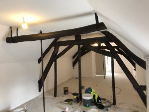 Photo de galerie - Création d’une pièce dans une charpente de maison , plafond plancher 
