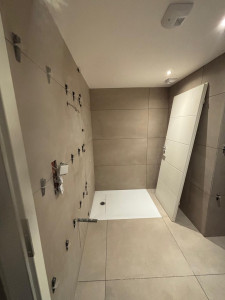 Photo de galerie - Bricoleur disponible pour petits travaux : montage, peinture, réparations. Travail propre et rapide.
