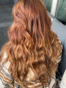 Photo de galerie - Couleur et balayage soleil 