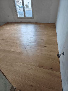 Photo de galerie - Pose de parquet flottant mezzanine 