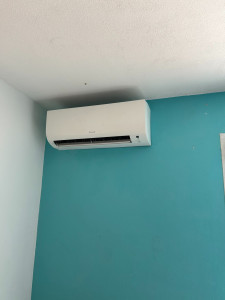 Photo de galerie - Pose clim sensira daikin 2.5 kw 
