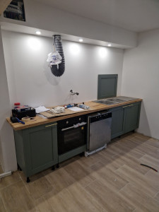 Photo de galerie - Montage de meubles en kit et pose de l'ensemble  .