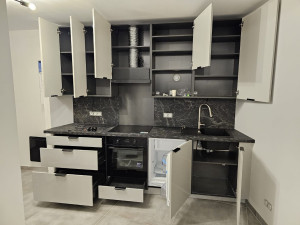 Photo de galerie - Pose de cuisine complète. 