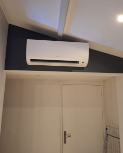 Photo de galerie - Installation pompe a chaleur air air ( climatisation réversible)
