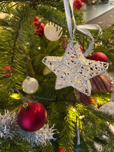 Photo de galerie - Je cherche travail pour le poste de ménage pour compléter mes heures.