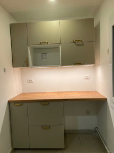 Photo de galerie - Installation des cuisines équipées 