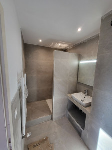 Photo de galerie - Rennovation complète de la salle de bain