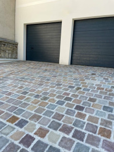 Photo de galerie - Pavée entrée garage 
