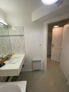 Photo de galerie - Peinture  Peindre la salle de bain et le reste de l'appartement