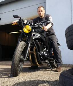 Photo de galerie - Remise en état de la moto