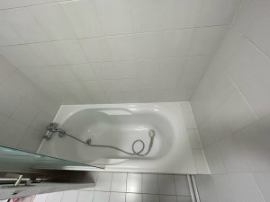 Photo de galerie - Remplacement joint silicone de la baignoire 