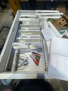 Photo de galerie - Câblage d’armoire 