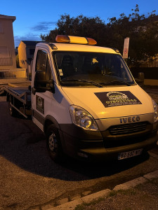 Photo de galerie - Dépanneuse / remorquage