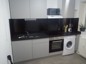 Photo de galerie - Haxell bat tous corps d'état 