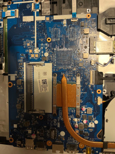 Photo de galerie - Web&Fix – Intervention : remplacement de la mémoire RAM, remplacement du disque dur et nettoyage interne de l’ordinateur