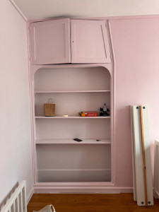 Photo de galerie - Mise en peinture le mur en rose 