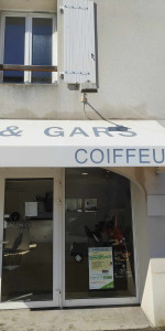 Photo de galerie - Décapage façade coiffeur 